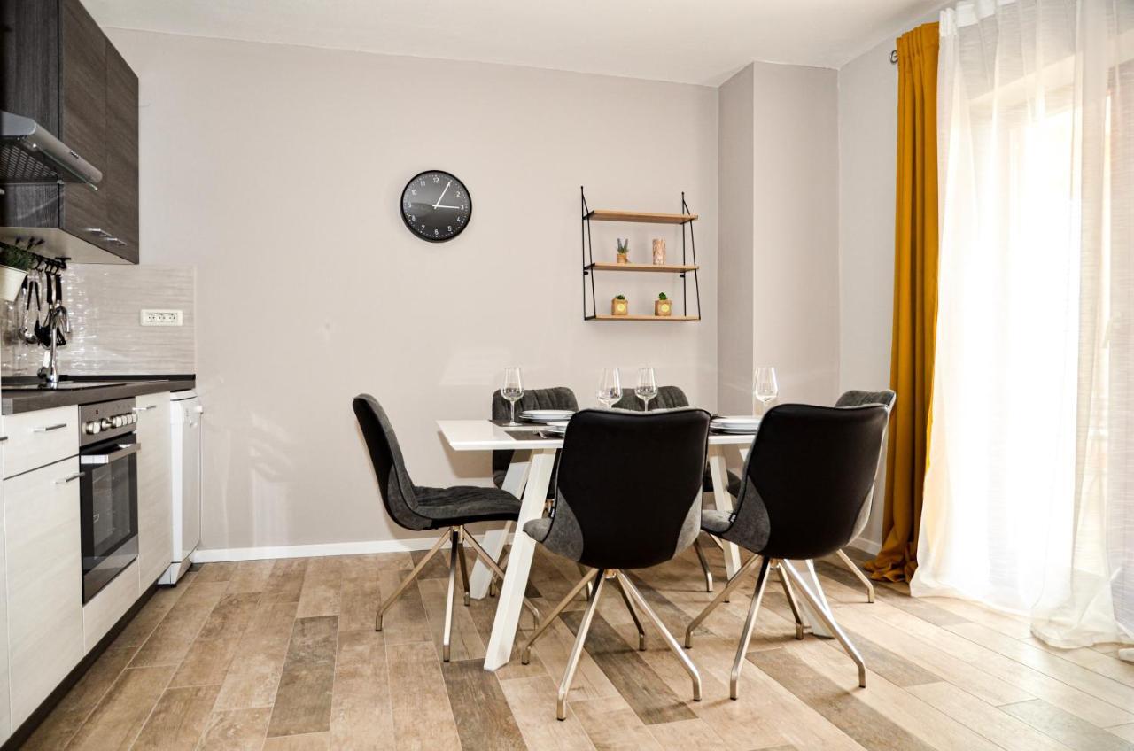 Marazul Apartments Povljana Eksteriør bilde