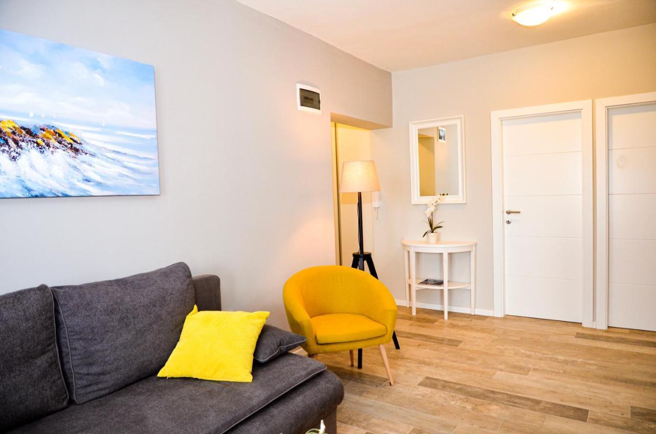 Marazul Apartments Povljana Eksteriør bilde